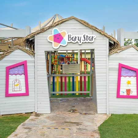 Lara Barut Collection-ultra Station touristique 5*