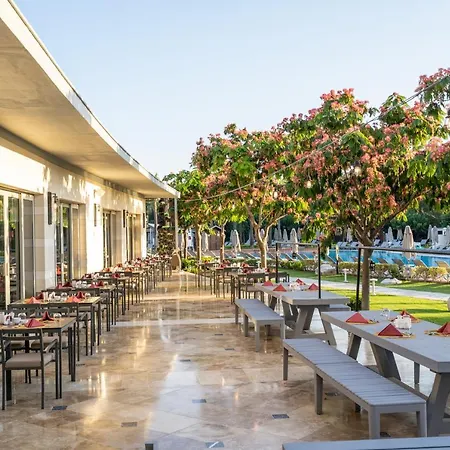 Resort Lara Barut Collection 5*